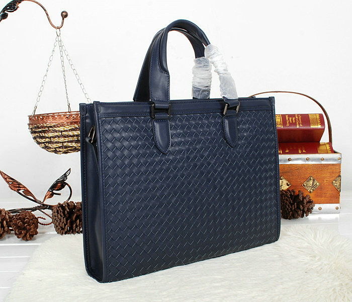 Bottega Veneta intrecciato VN briefcase 52225 royalblue